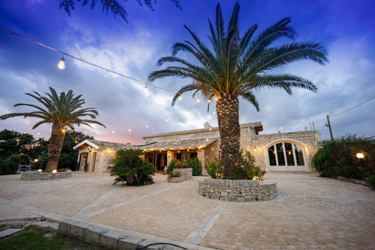 Casale Della Contea Guest House Modica Exterior photo