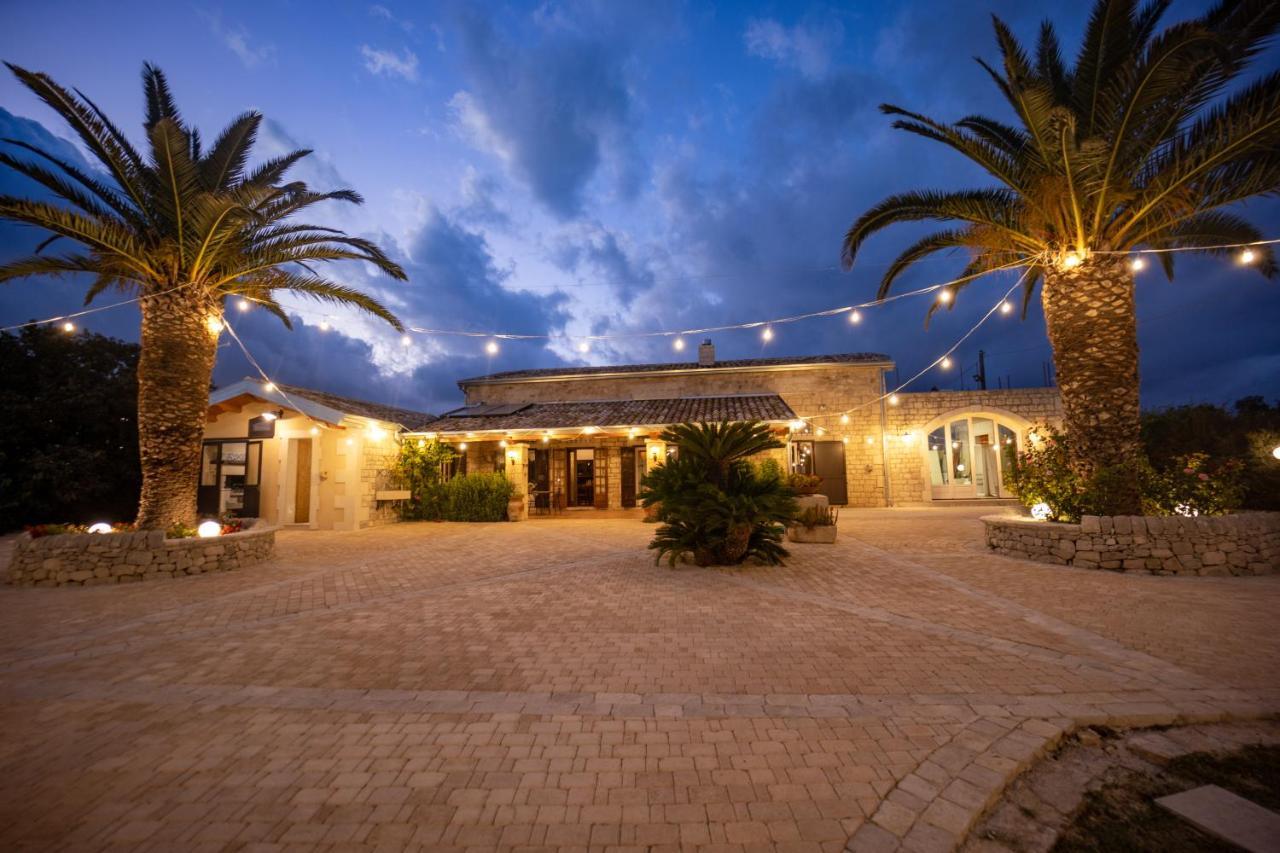 Casale Della Contea Guest House Modica Exterior photo