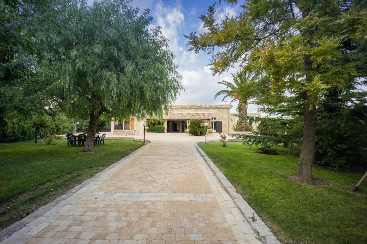 Casale Della Contea Guest House Modica Exterior photo